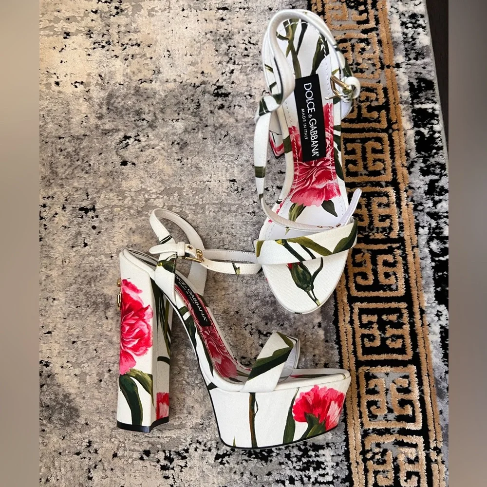Dolce & Gabbana Keira Floral Platform Sandals  Size 38 EU  Made in Italy - Picture 8 of 8